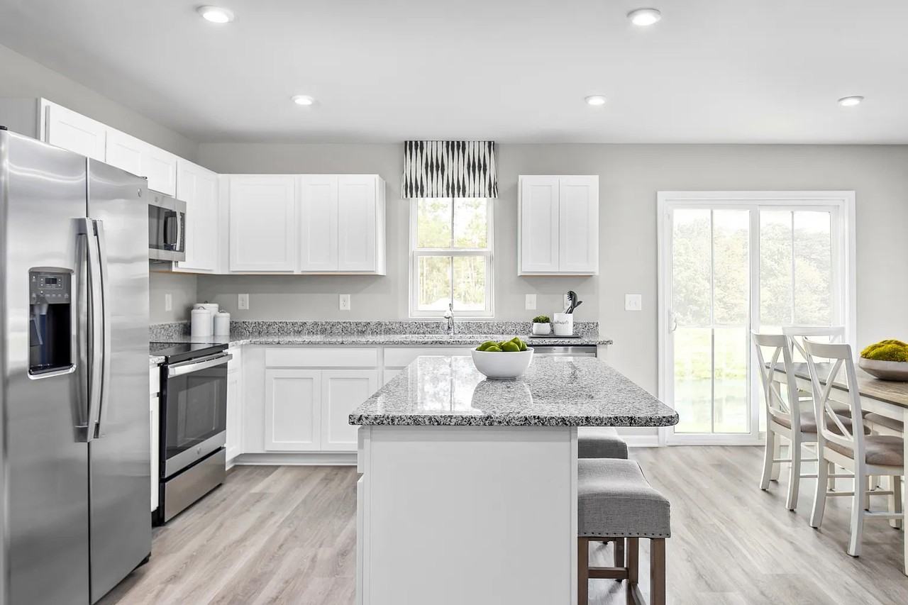 6862 Tarik Ln - Photo 5 of 15