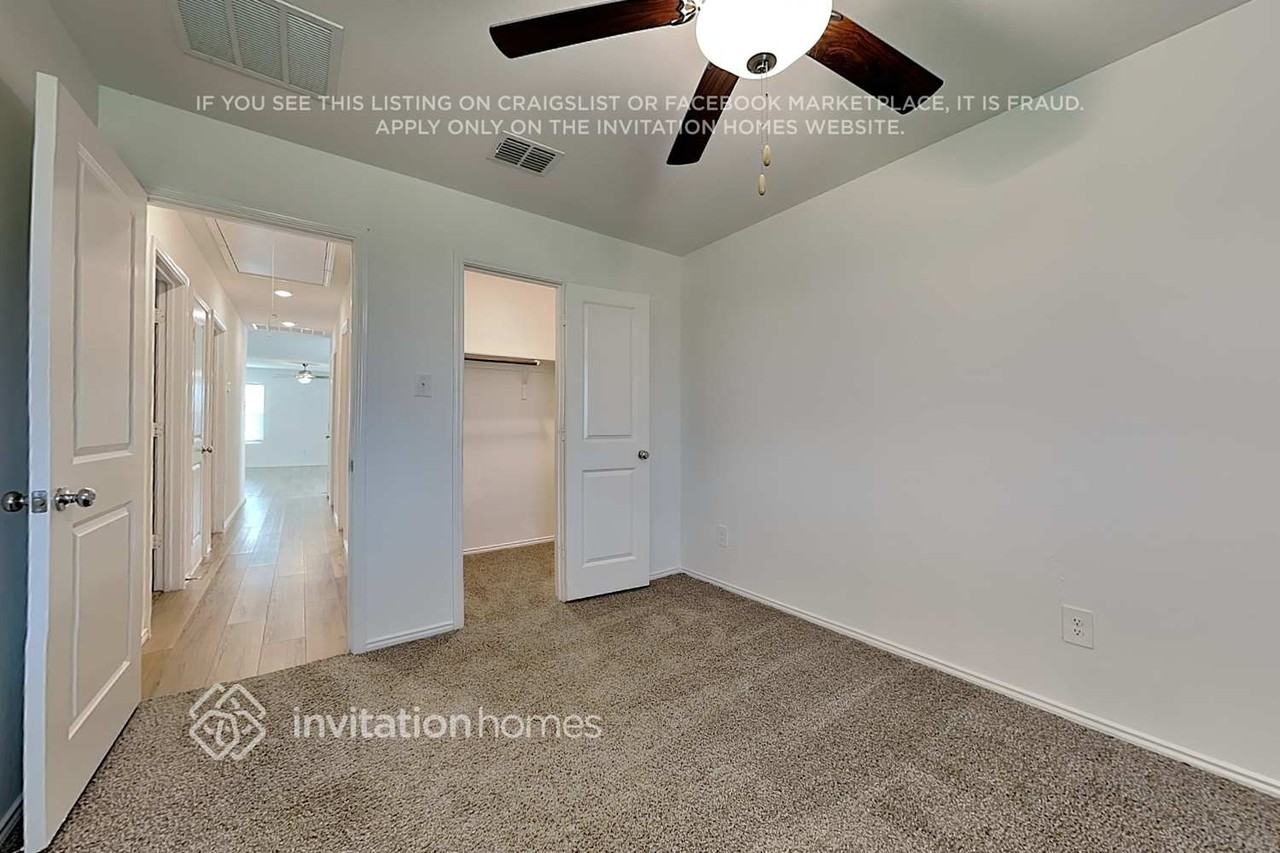 3220 Crestone Dr - Photo 7 of 17