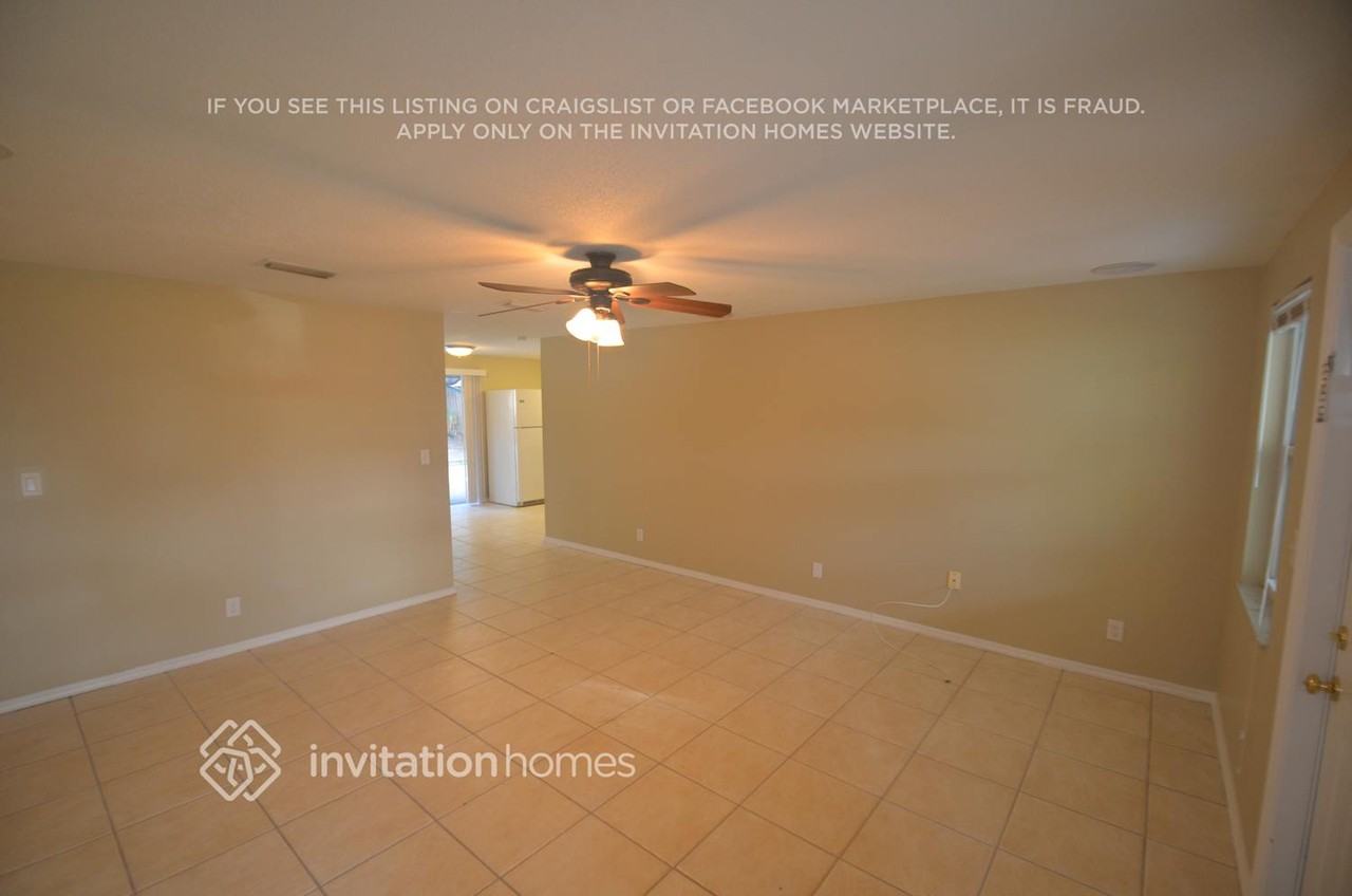 12362 114th St - Photo 3 of 16