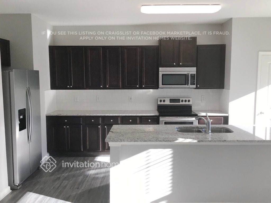 4937 Fawnwood Drive - Photo 3 of 14