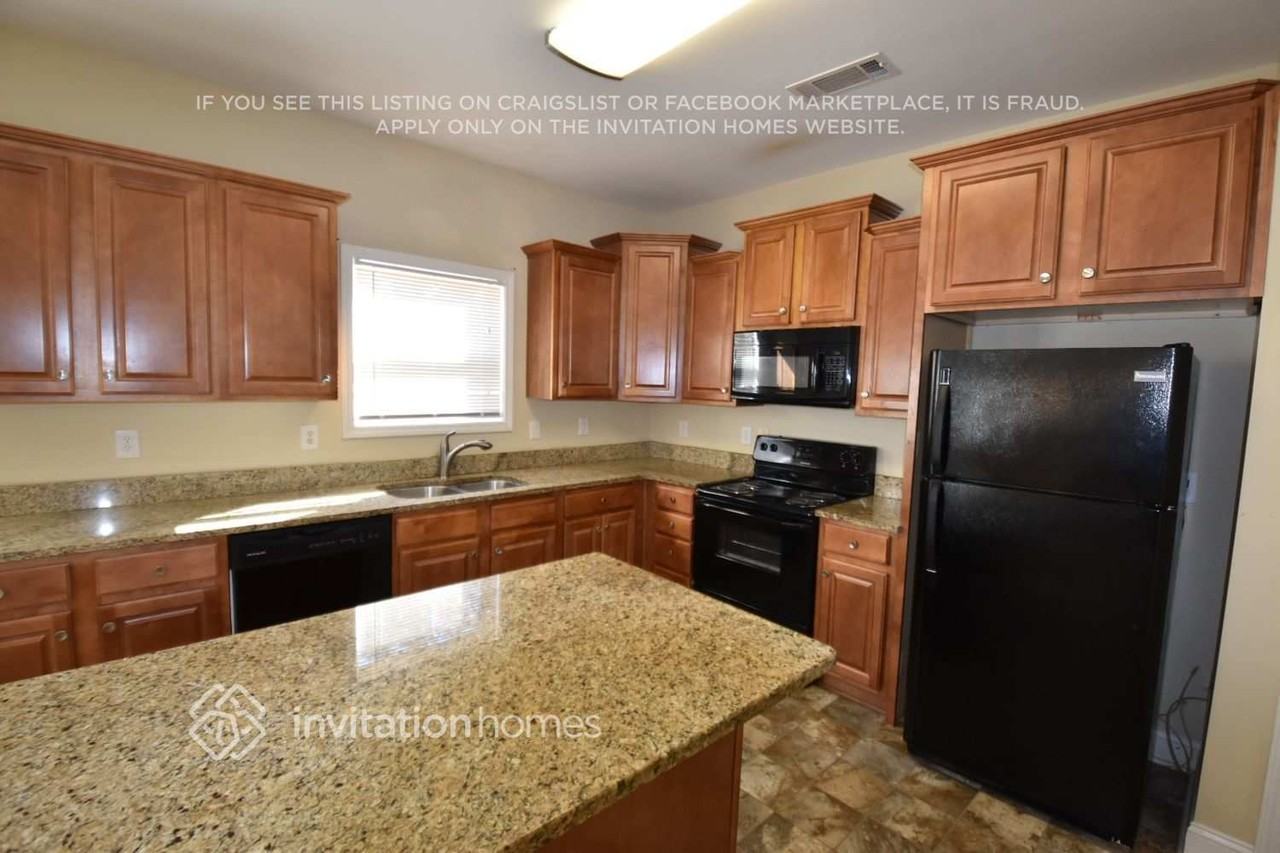 5561 Hickory Stone Dr - Photo 7 of 15