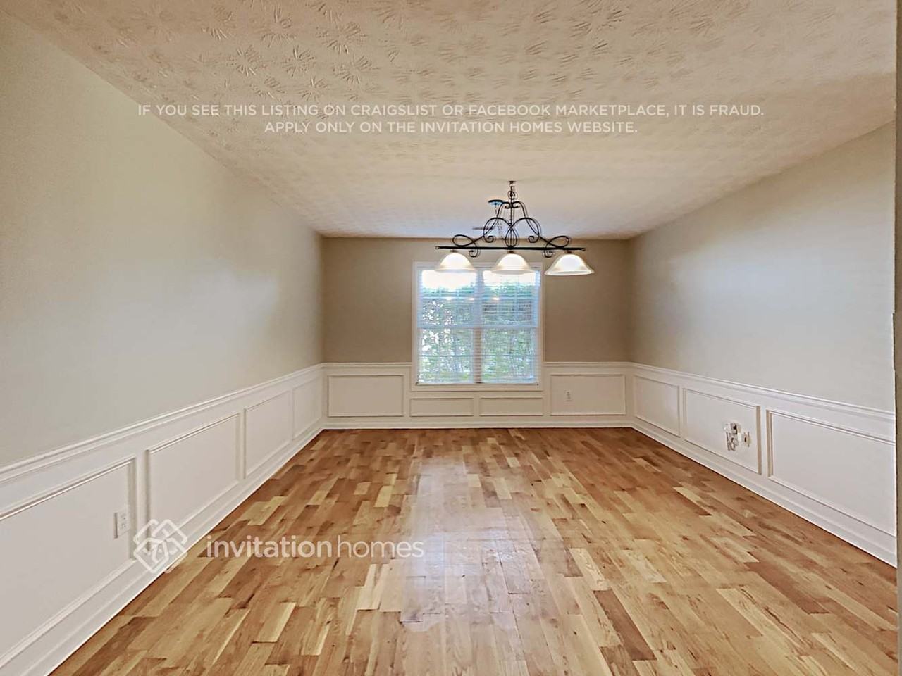 3440 Grayson Manor Ct - Photo 4 of 17