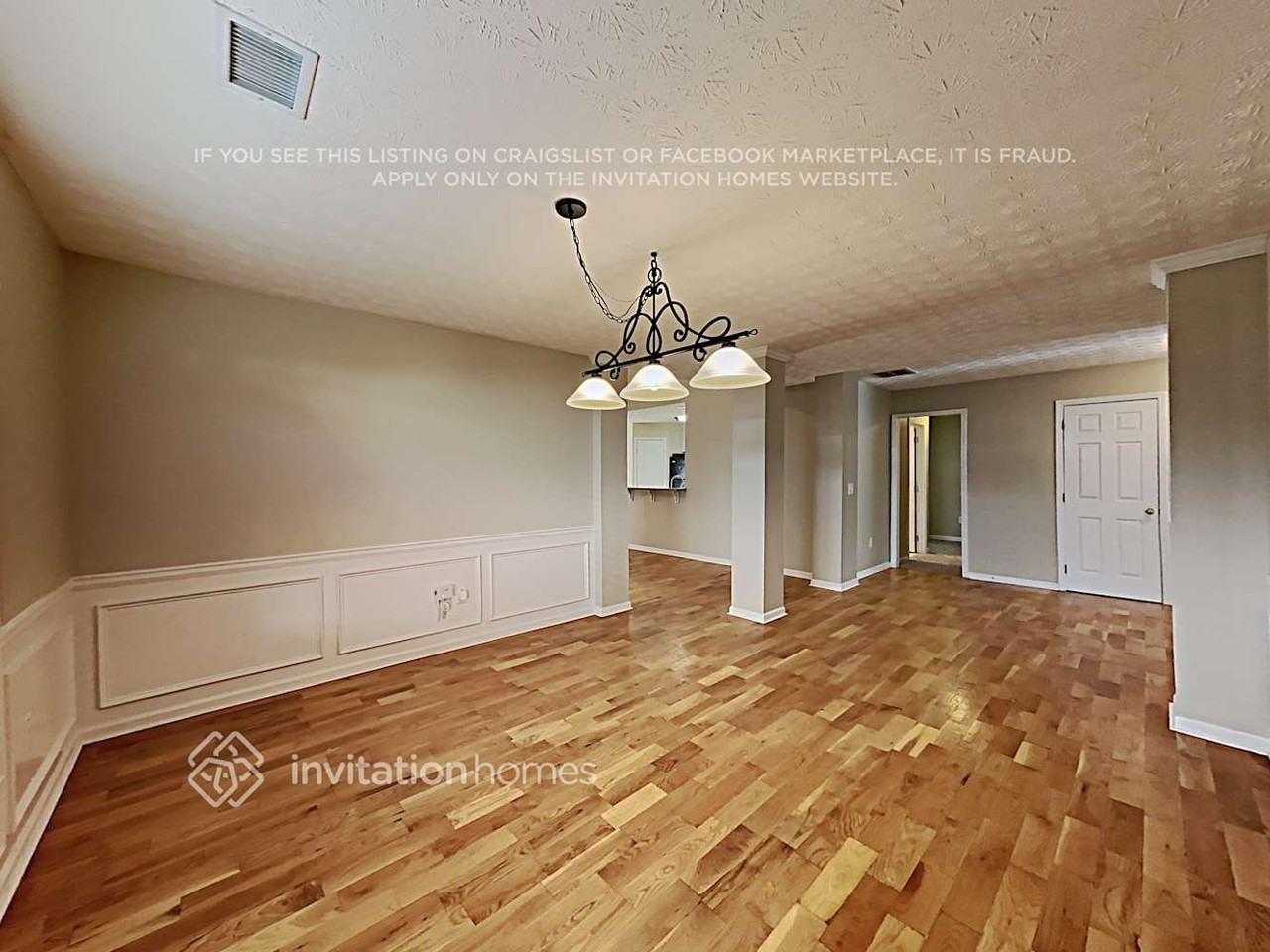 3440 Grayson Manor Ct - Photo 6 of 17