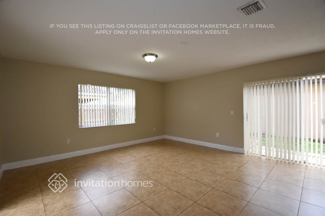14671 Sw 156th Ave - Photo 3 of 19