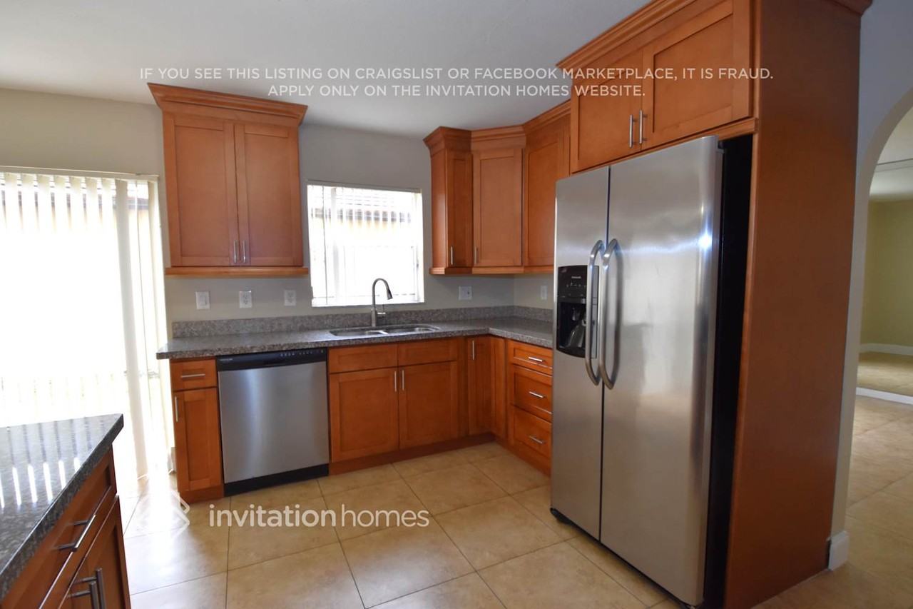 14671 Sw 156th Ave - Photo 6 of 19