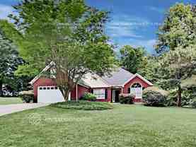 400 Freedom Dr - Photo 1 of 1
