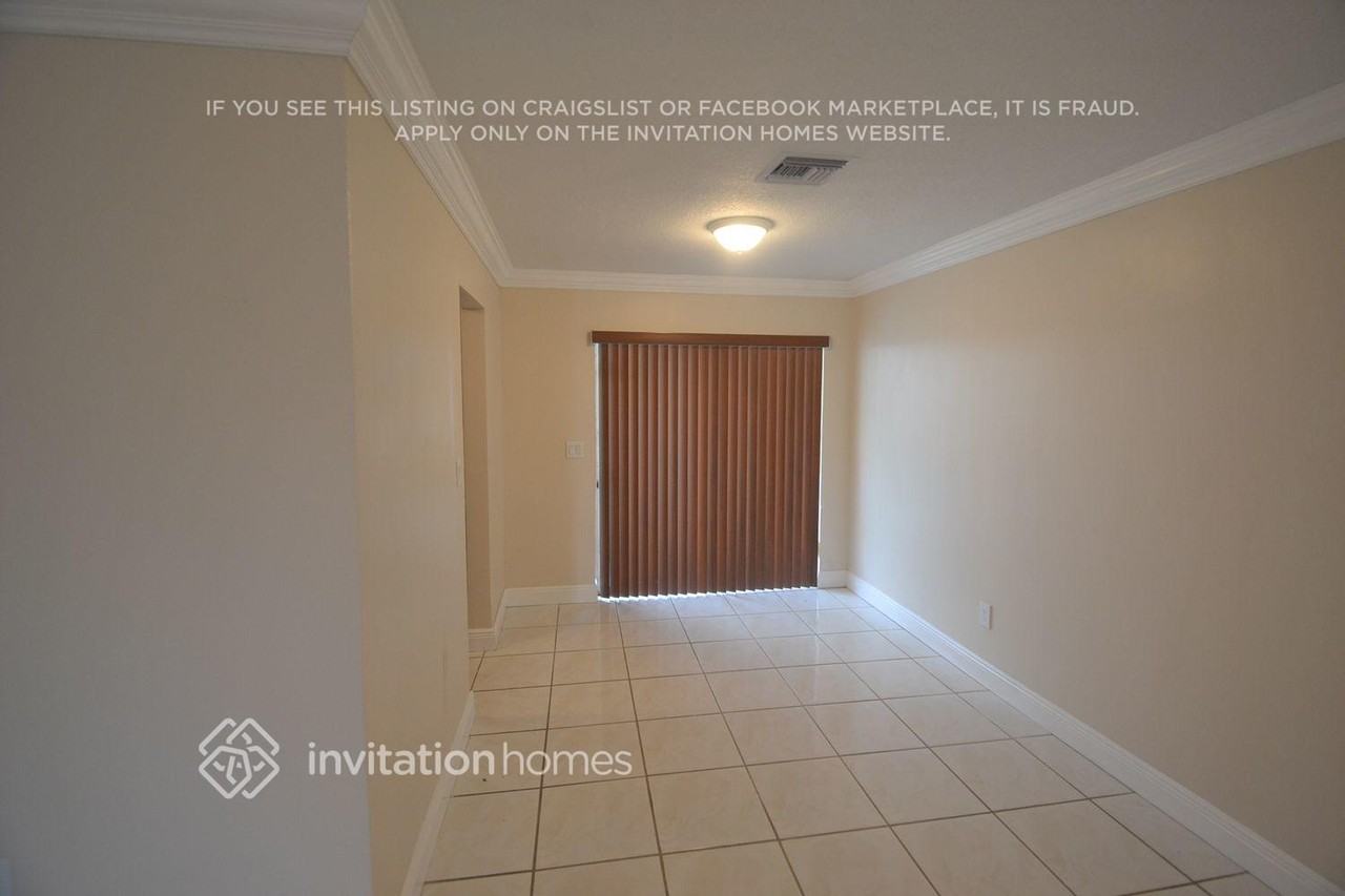 7957 Normandy St - Photo 7 of 12