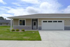 featured image of 804 Parkside Ln