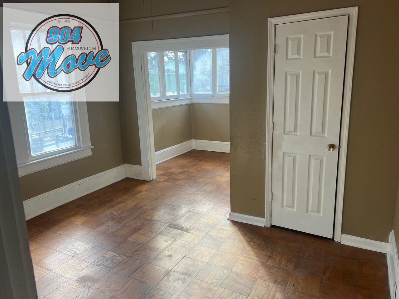 2717 Hubbard Street #A - Photo 5 of 11