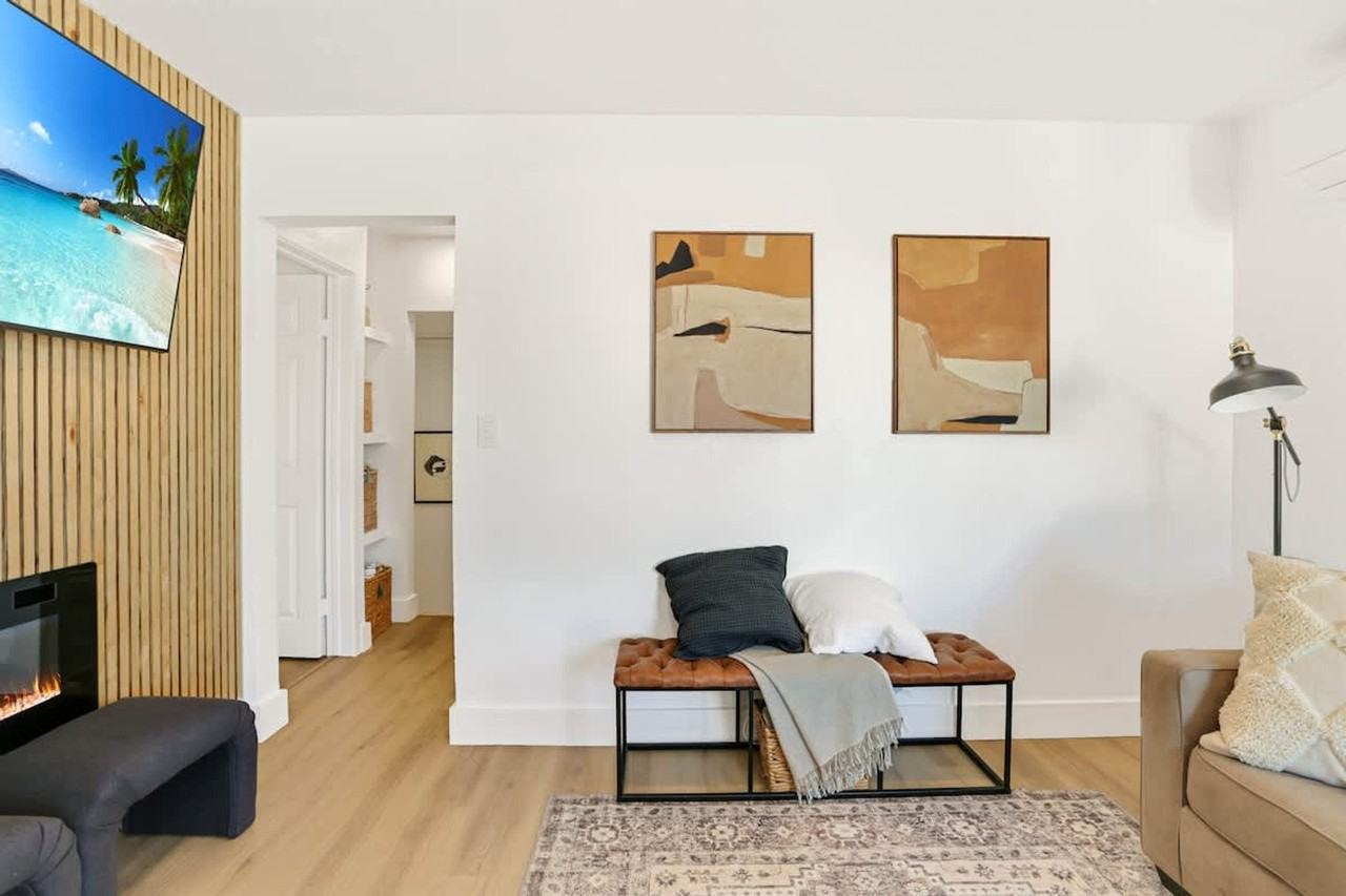 2538 Fairmount Ave #1574624P - Photo 4 of 26
