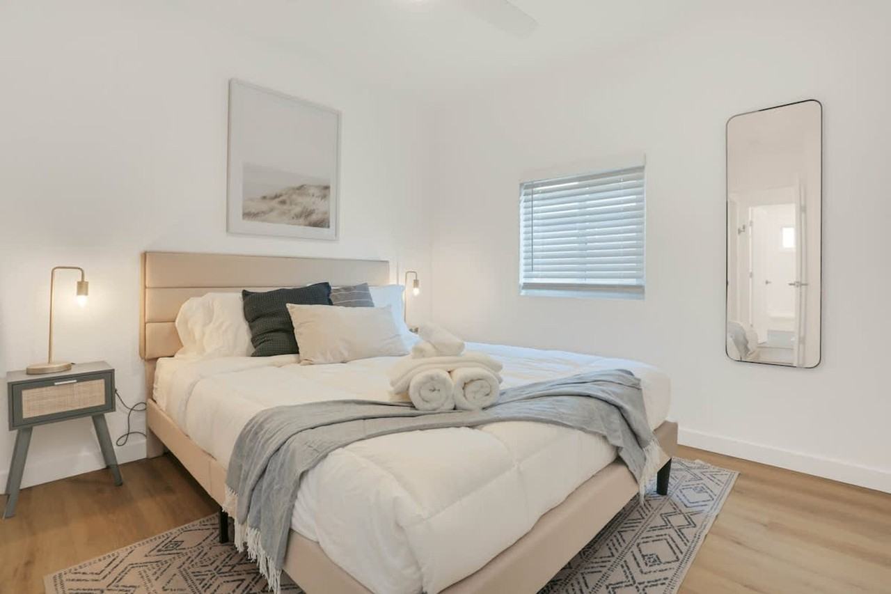 2538 Fairmount Ave #1574624P - Photo 5 of 26