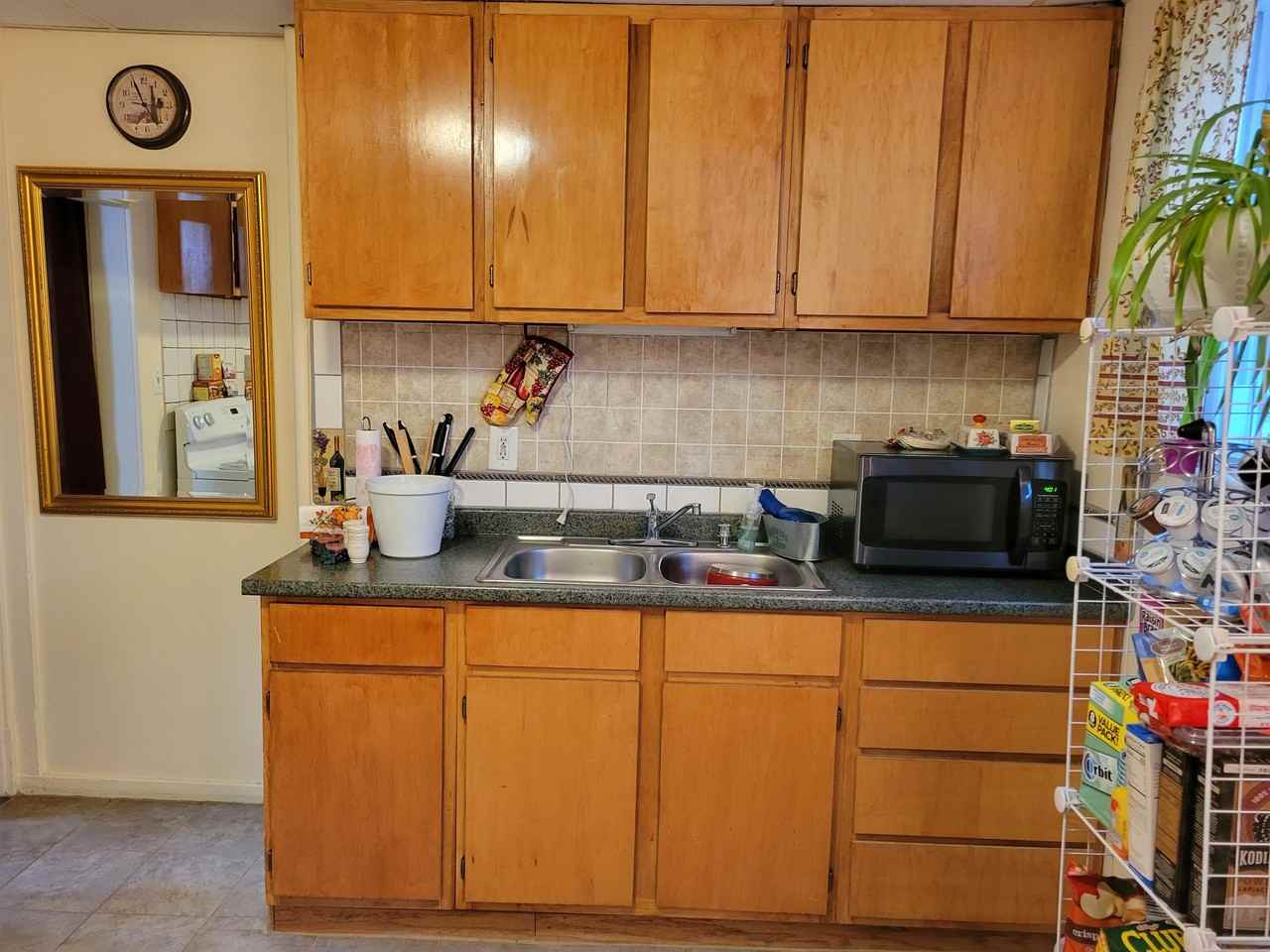 907 W 27th St #2 - Photo 7 of 11