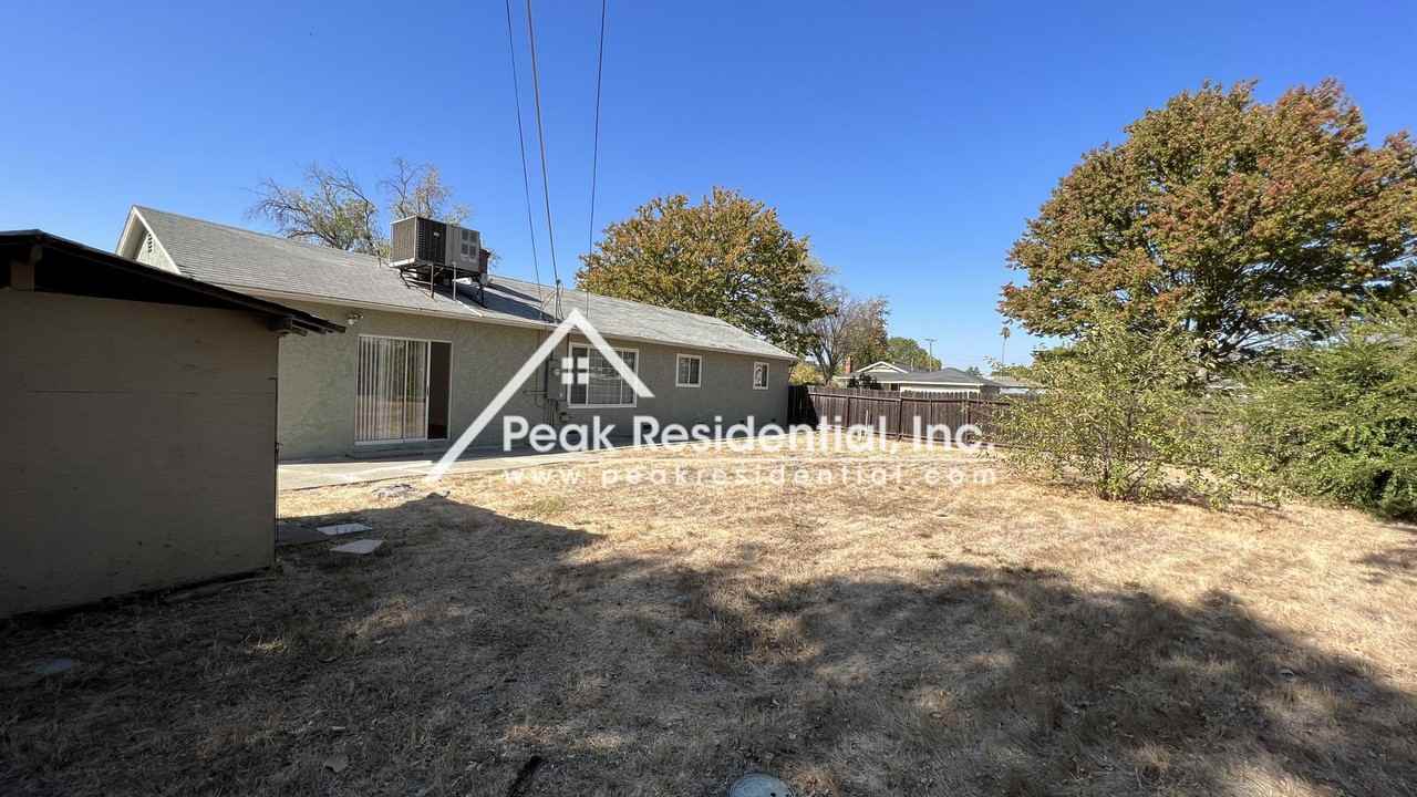 7417 Amherst St - Photo 5 of 35