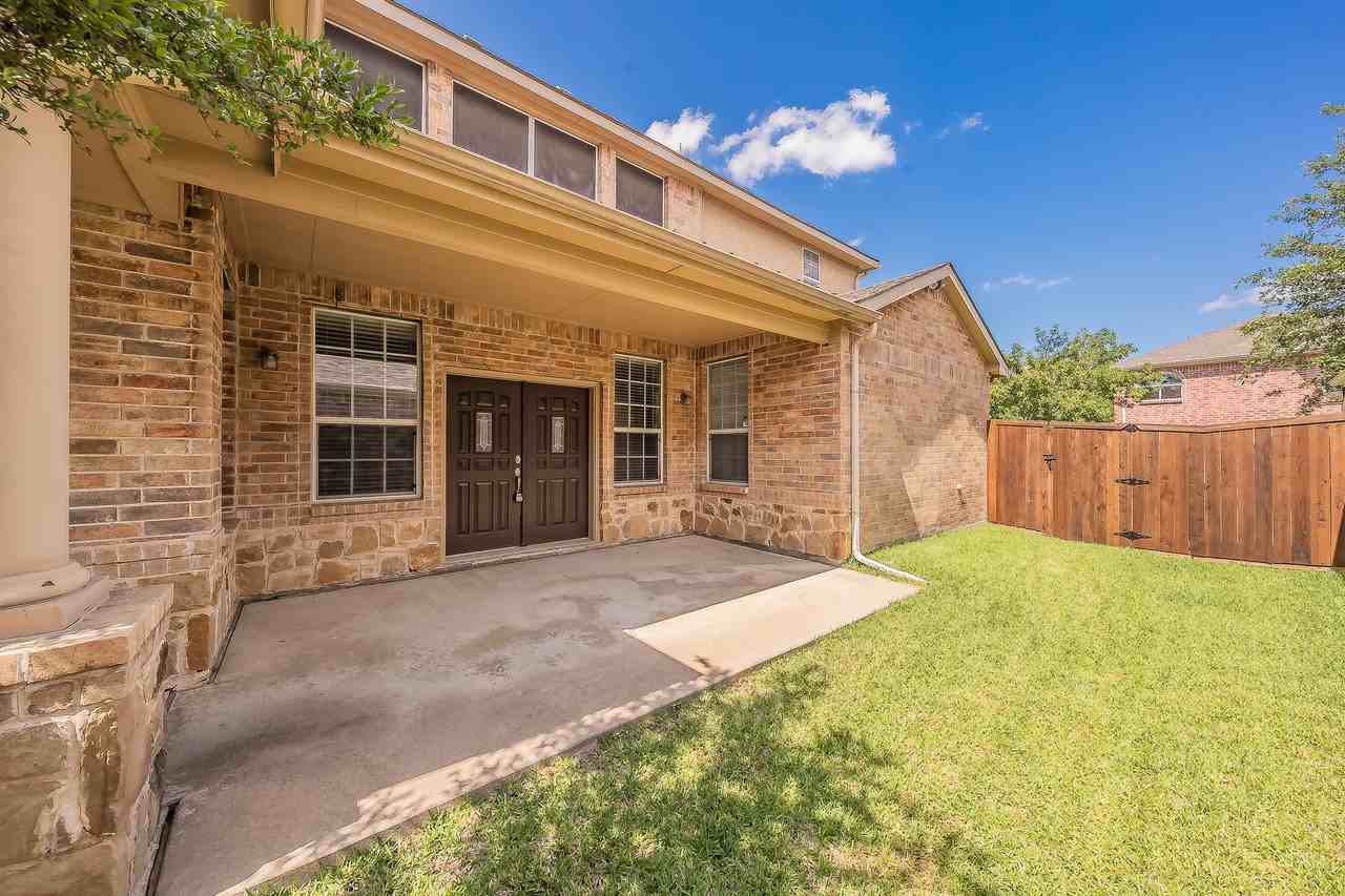 6524 Hickory Hill Drive - Photo 3 of 42