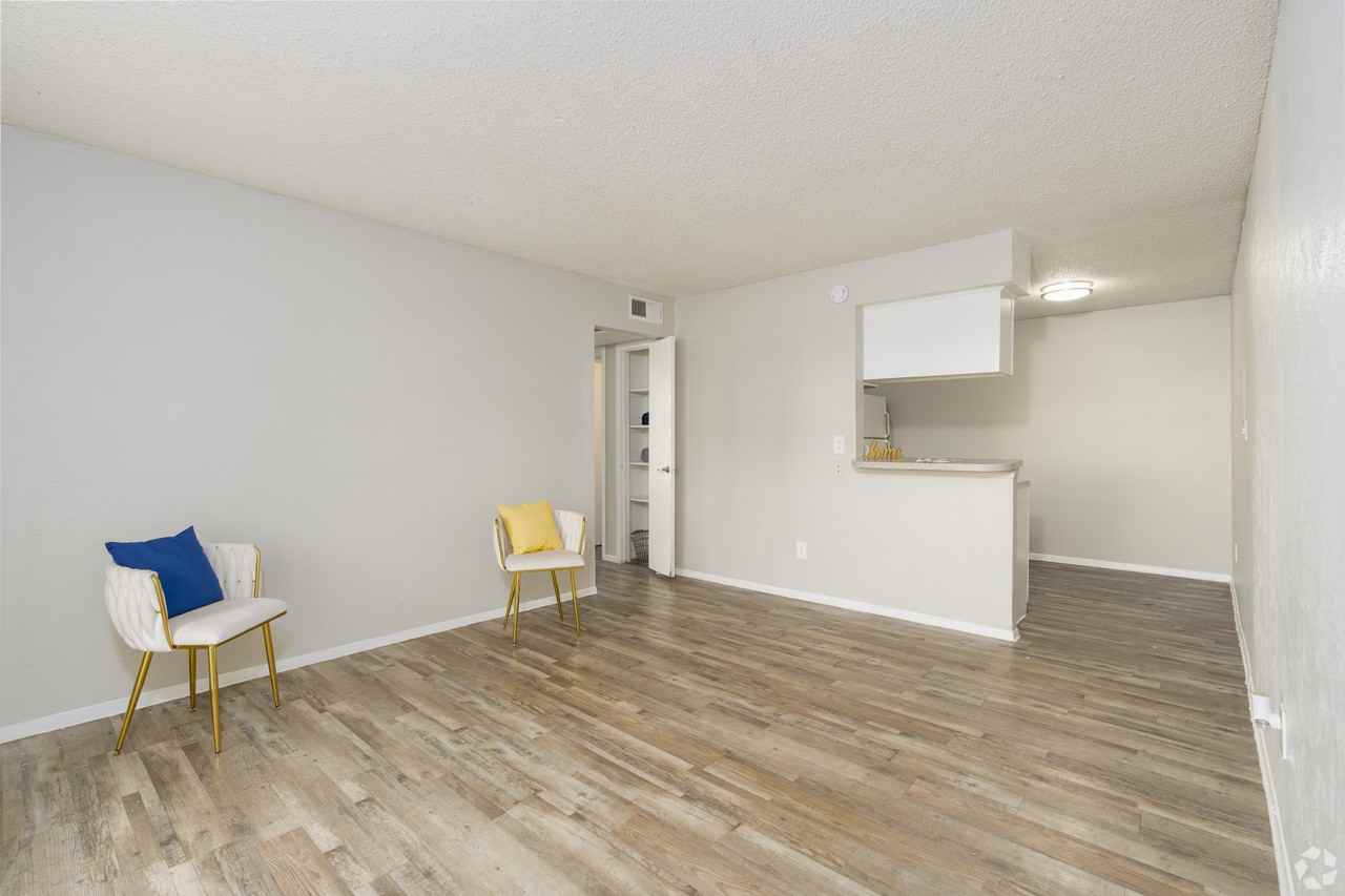 Rock Island Apartments - Photo 3 of 33