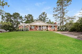 2665 Barclay St - Photo 1 of 1