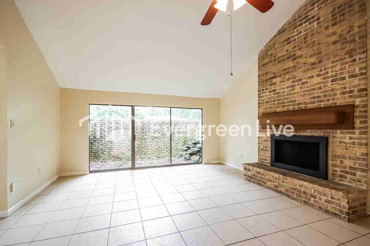 16150 Broadwater Dr - Photo 6 of 15