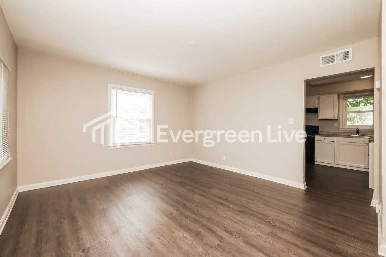 2431 Ned Dr - Photo 3 of 15