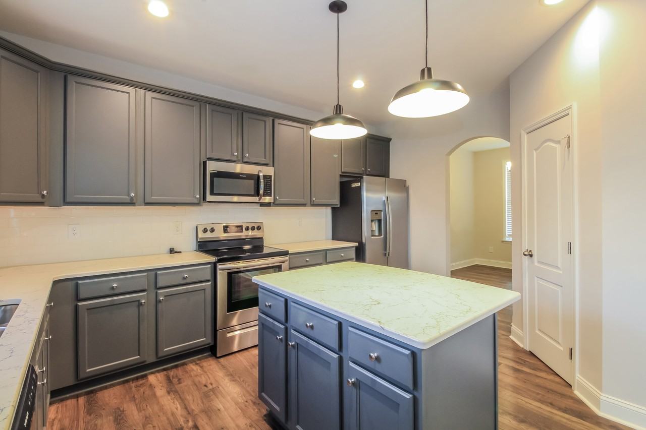 7881 Waterwillow Dr - Photo 7 of 16