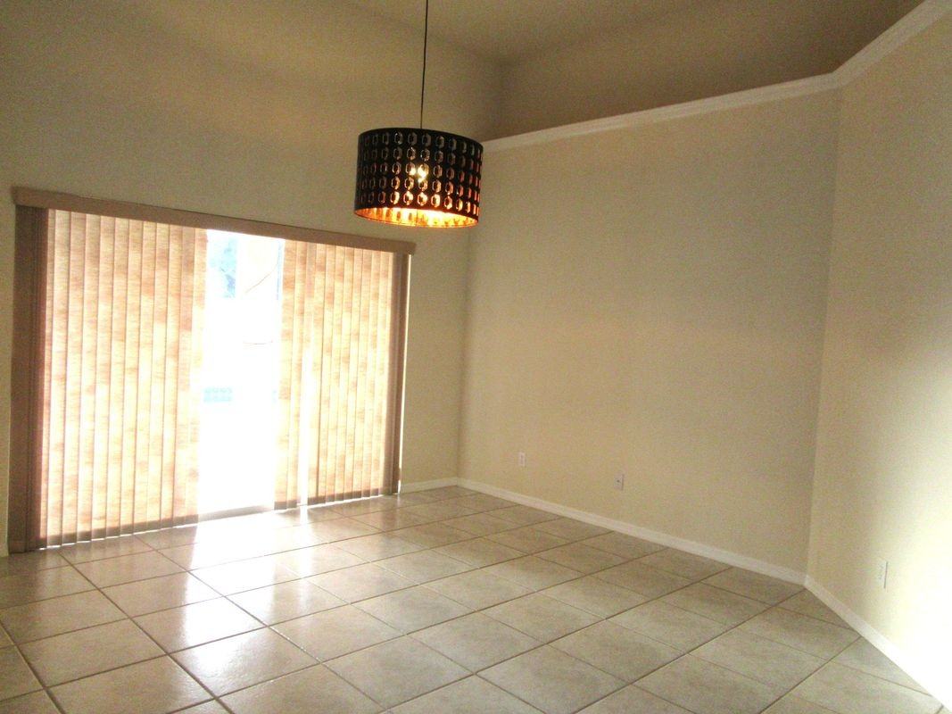 1804 Abbeyridge Dr - Photo 6 of 20