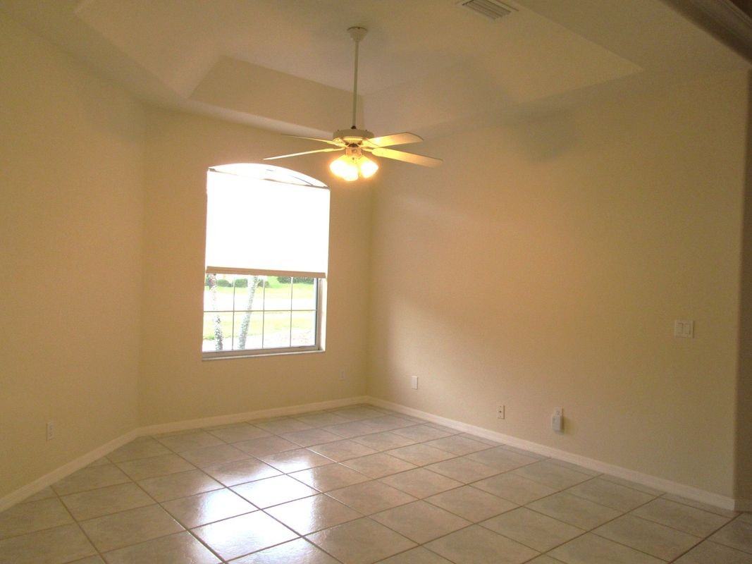 1804 Abbeyridge Dr - Photo 7 of 20