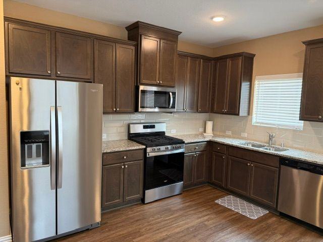 7118 Elgin St - Photo 3 of 17