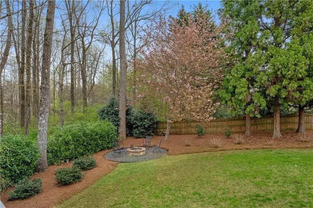 5945 Broadwater Trl - Photo 3 of 50