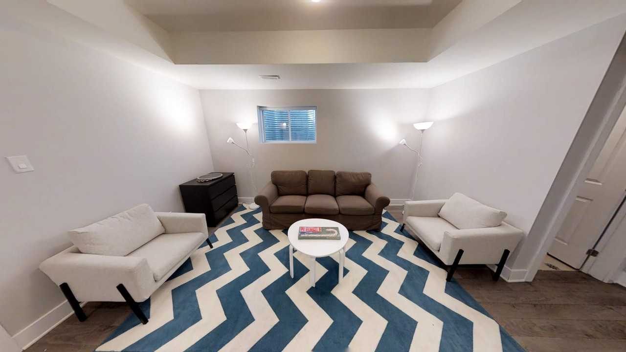 173 Henderson Ave - Photo 3 of 13