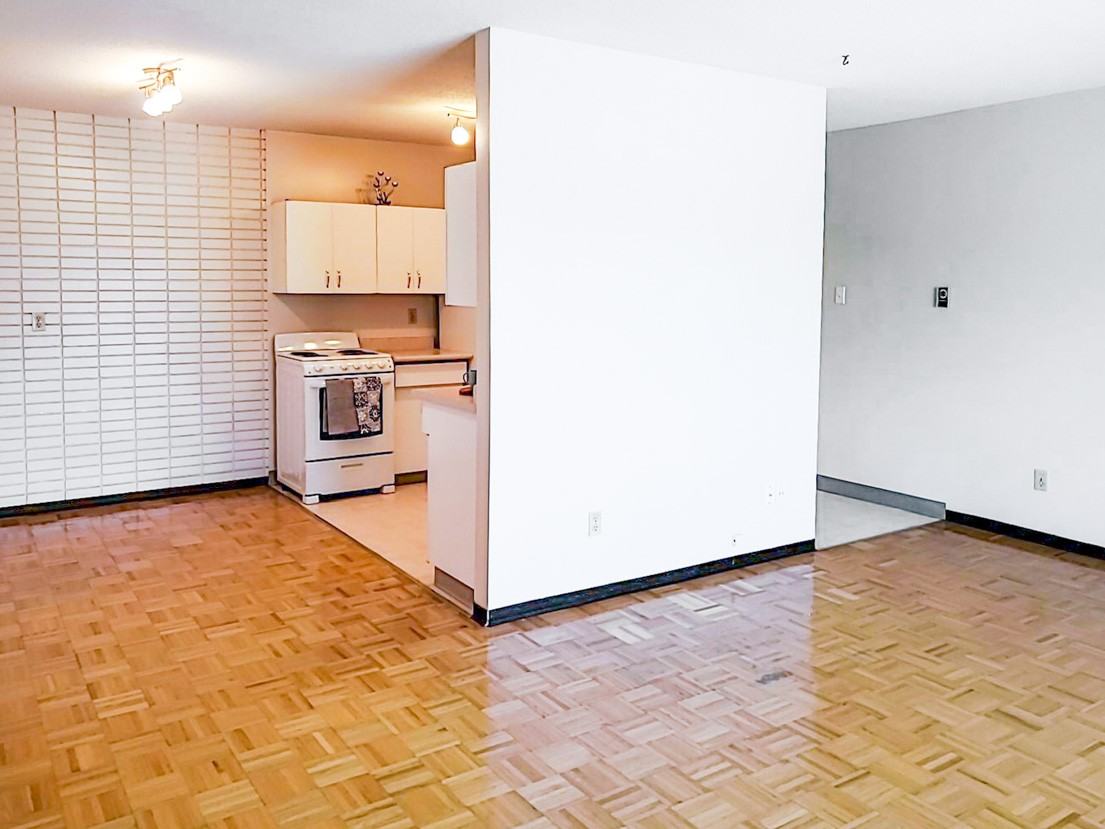 1025 Munroe Avenue - Photo 5 of 13
