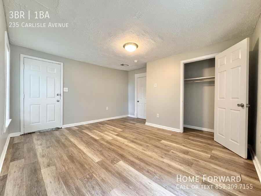 235 Carlisle Ave - Photo 3 of 15