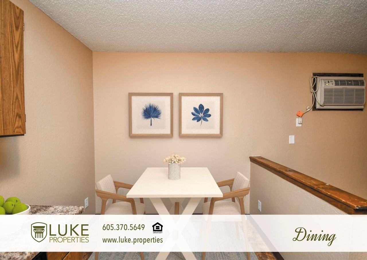 401 S Sycamore Ave #108 - Photo 5 of 13