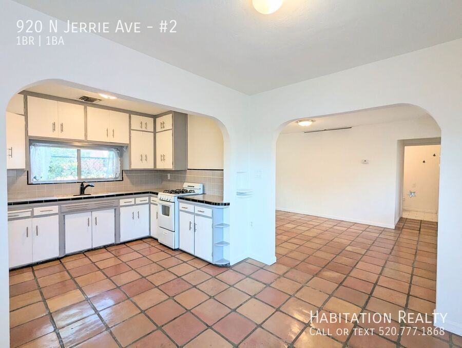 920 N Jerrie Ave #2 - Photo 6 of 19
