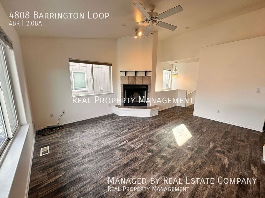 4808 Barrington Loop - Photo 3 of 23