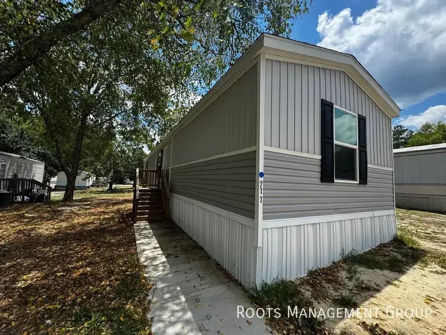 211 Connie Ct #211C - Photo 7 of 16