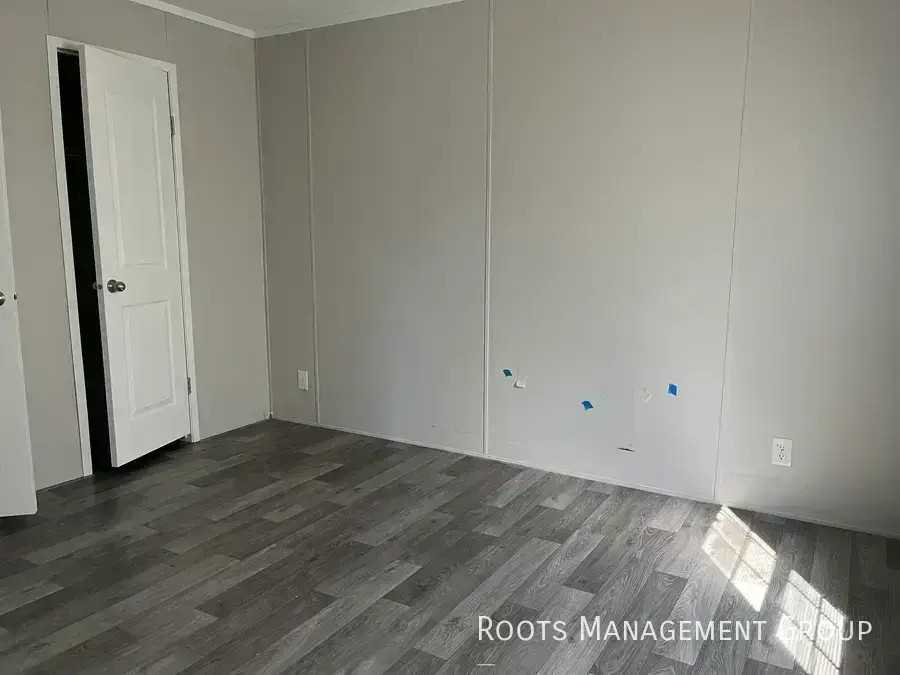 206 Carriage Lane Est #206 - Photo 4 of 14