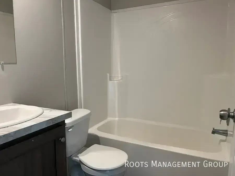 206 Carriage Lane Est #206 - Photo 7 of 14
