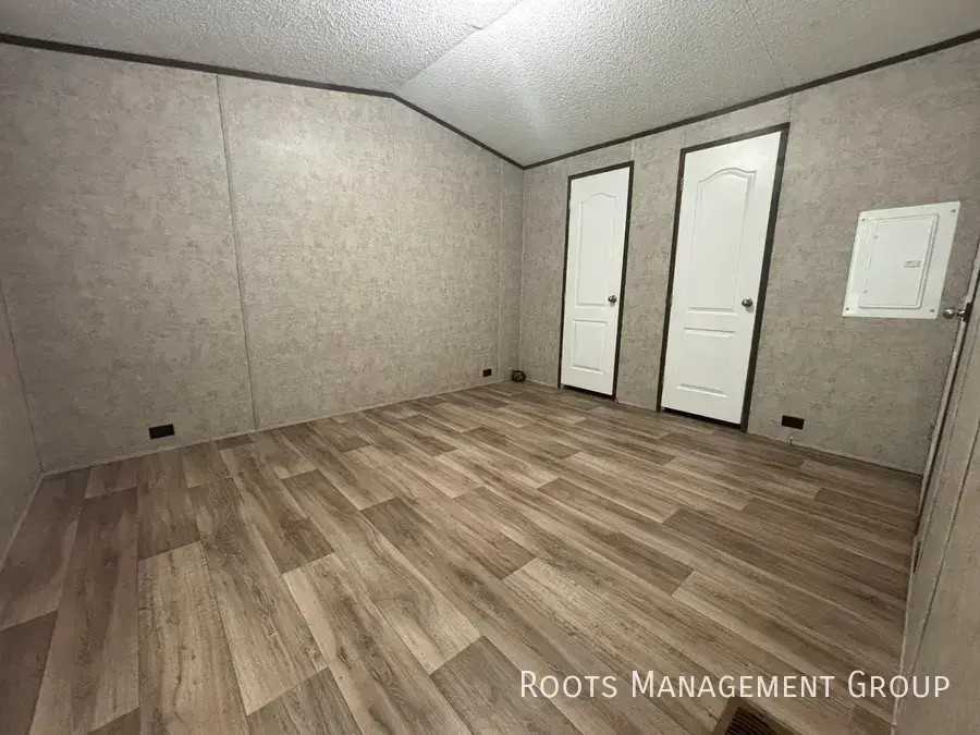 4506 N Business 77 #105 - Photo 5 of 12