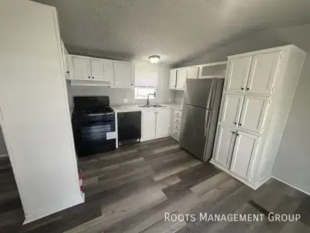 1009 W Aberdeen Rd - Photo 3 of 15