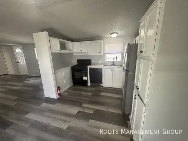 1009 W Aberdeen Rd - Photo 4 of 15