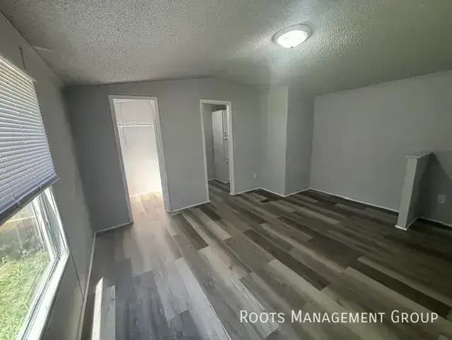 1009 W Aberdeen Rd - Photo 6 of 15