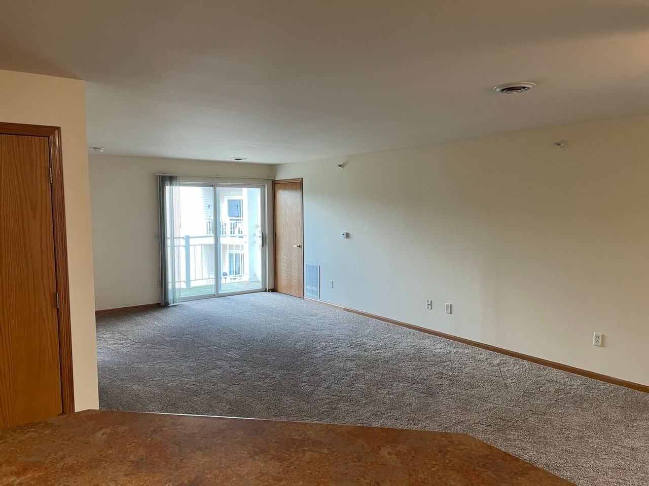 Door Creek Apartments - Photo 4 of 33
