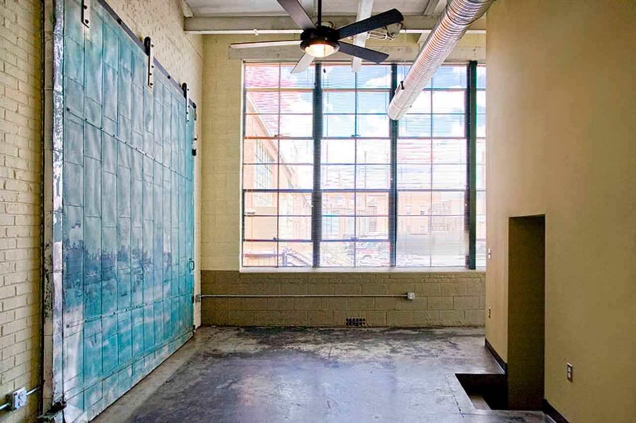 360 Stockton St - Photo 6 of 8