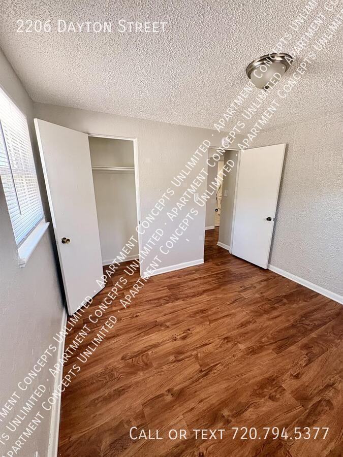 2206 Dayton St - Photo 6 of 10