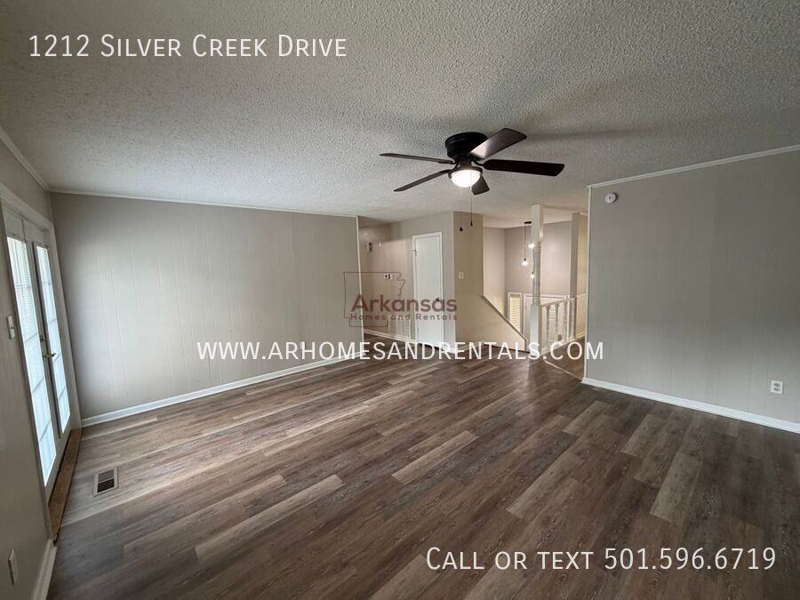 1212 Silver Creek Dr - Photo 5 of 50