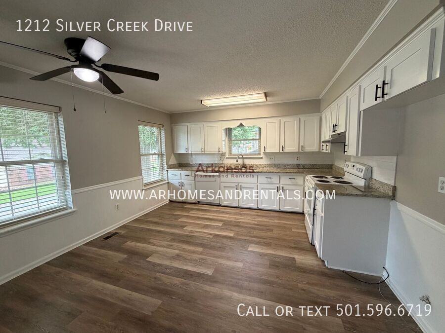 1212 Silver Creek Dr - Photo 6 of 50