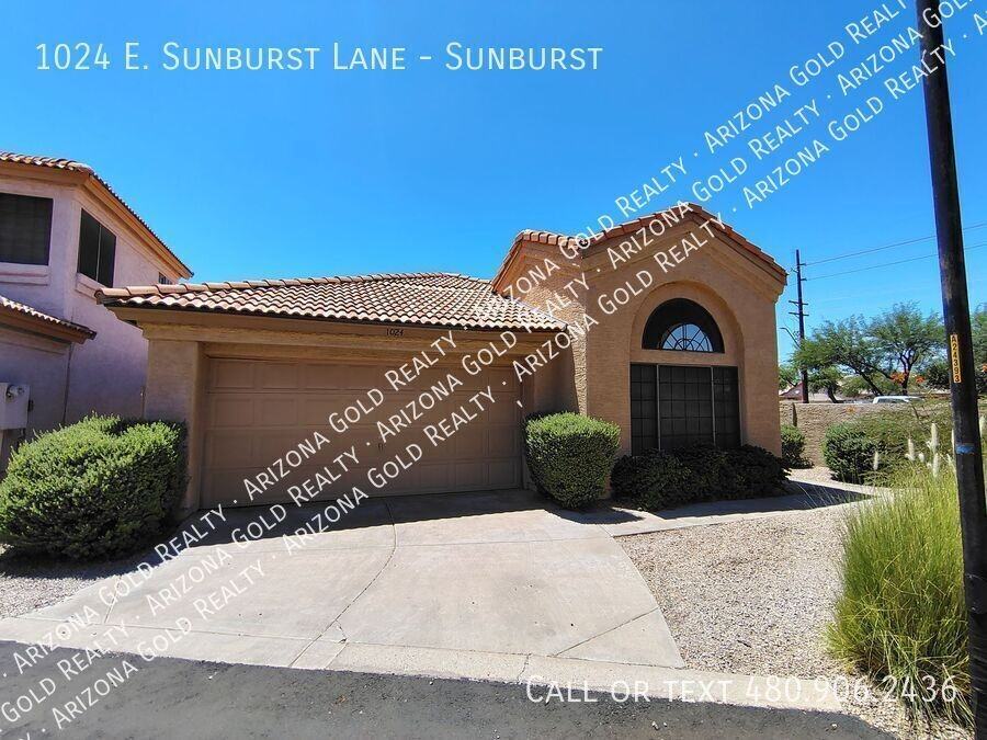 1024 E Sunburst Ln