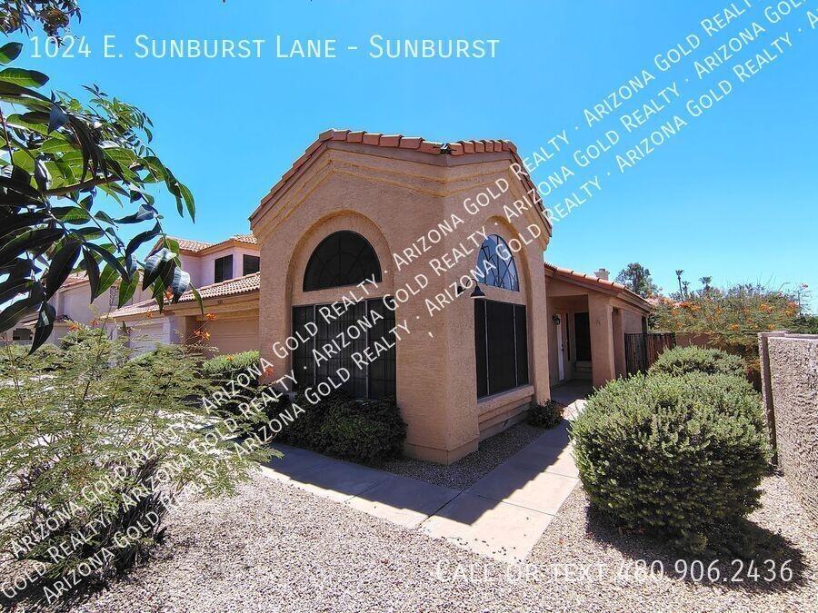 1024 E Sunburst Ln - Photo 2 of 26