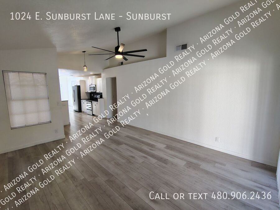 1024 E Sunburst Ln - Photo 5 of 26