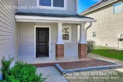 576 Village East Cir - Photo 2 of 25