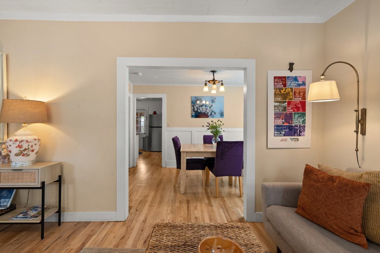 176 Skidmore St - Photo 6 of 28